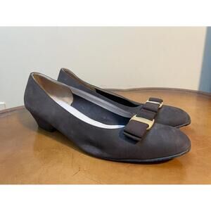 Salvatore Ferragamo Boutique Brown Leather Pumps Shoes Sz 10B (F85)